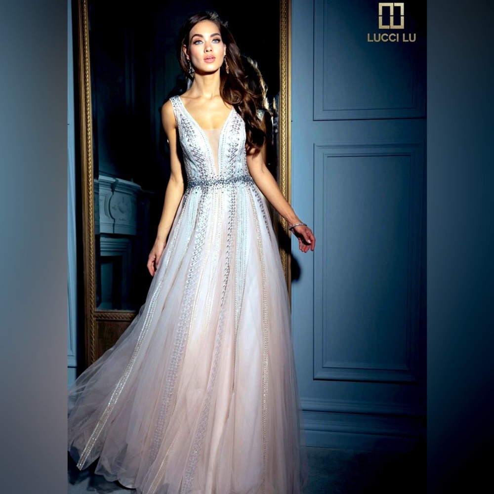 Lucci lu sage prom dress